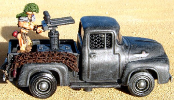 Plastic truck
with eM-4's 
0025 Savage