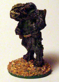 3245c Phagon Beastman Commander with laser rifle